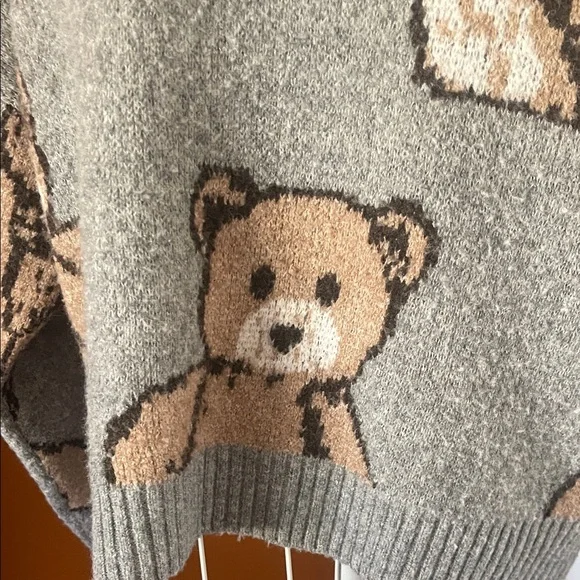Teddy Bear Jacquard Knit Cropped Sweater - Size S - Picture 3 of 12